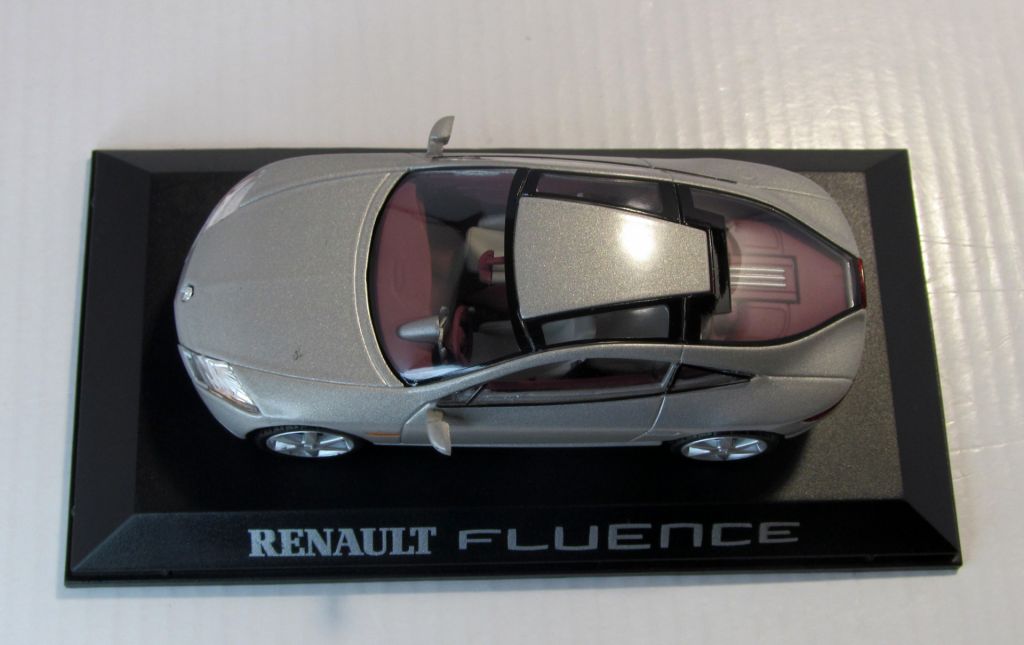Renault Fluence Concept Car, Norev 1:43 бокс . Рено Флюенс Норев - фото фото фото 6