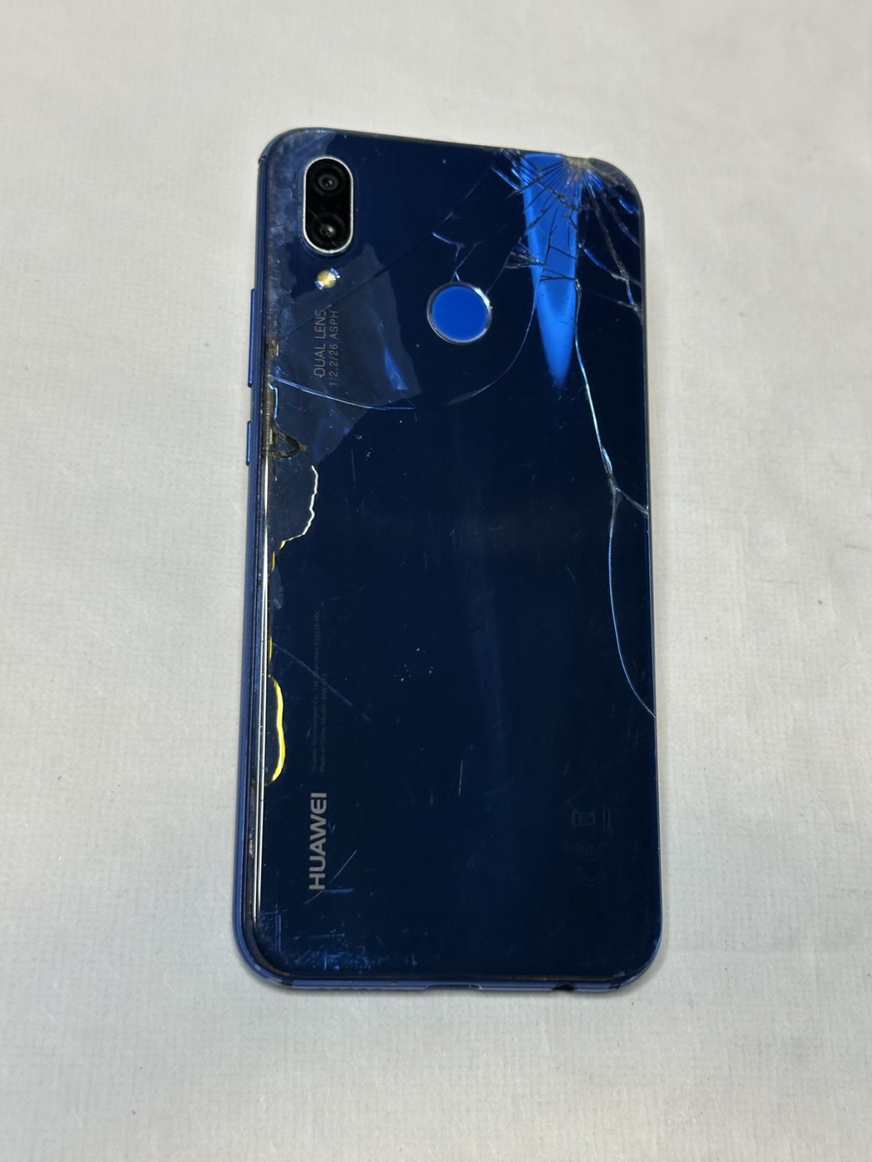 Huawei P20 lite Blue   (ANE-LX1) Оригинал! 4/64gb - фото фото фото 2
