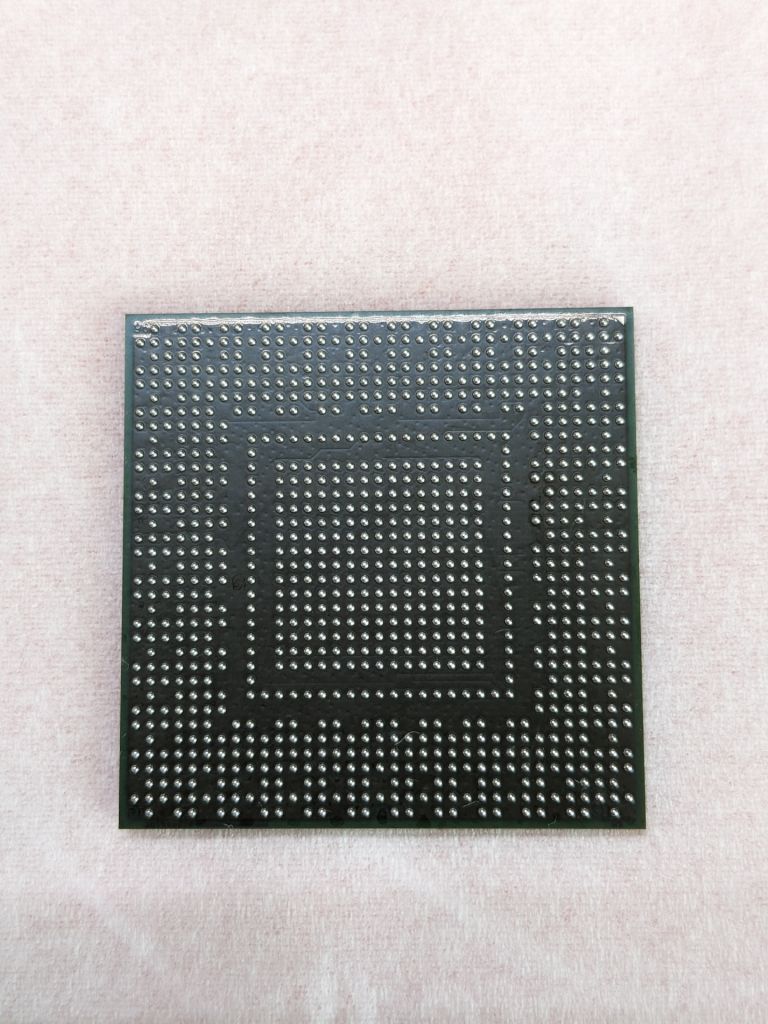 GeForce 9650M GT G96-650-C1 - фото фото фото 1