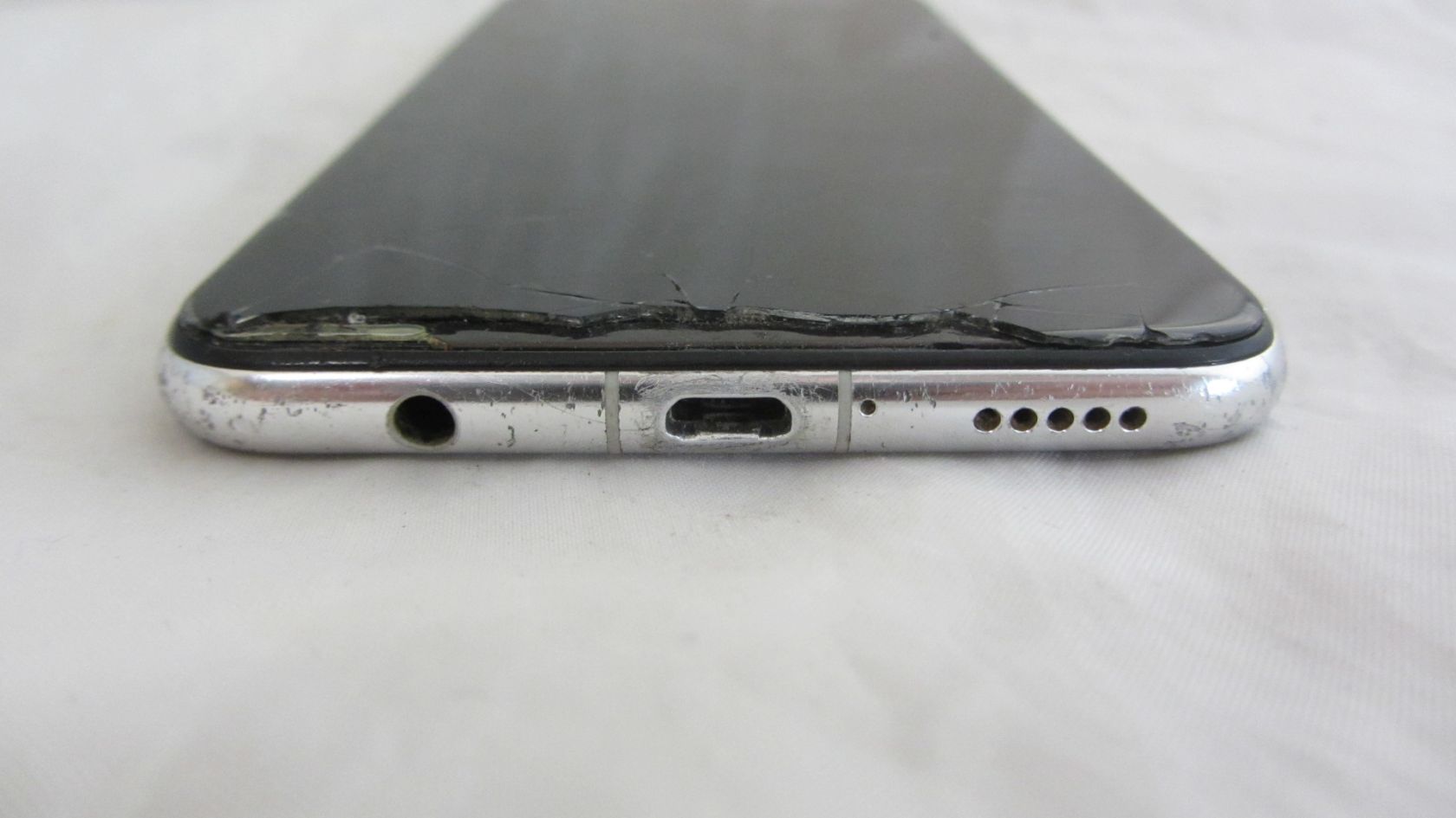 Huawei P smart+ White - фото фото фото 1