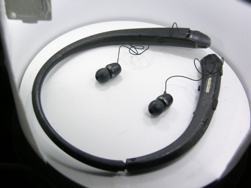 Bluetooth гарнитура Harman Cardon LG Tone HBS-910 - фото фото фото 10