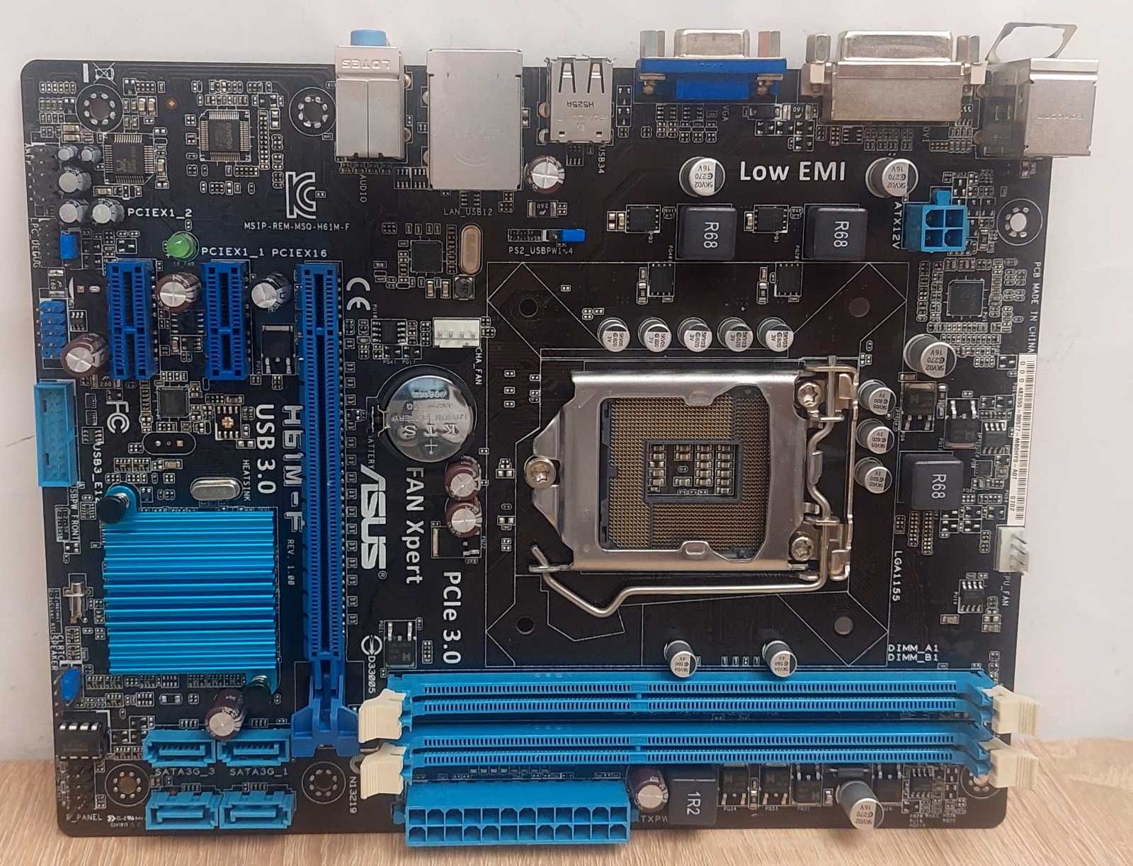 Материнська плата Asus H61M-F  / Socket 1155 / MicroATX / 2 x DDR3  б/в - фото фото фото 1