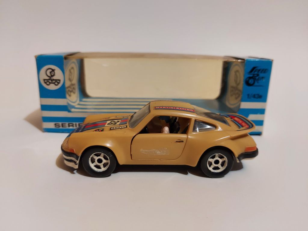 Norev 1:43  (plastic) Porsche Carrera RSR Martini - фото фото фото 1