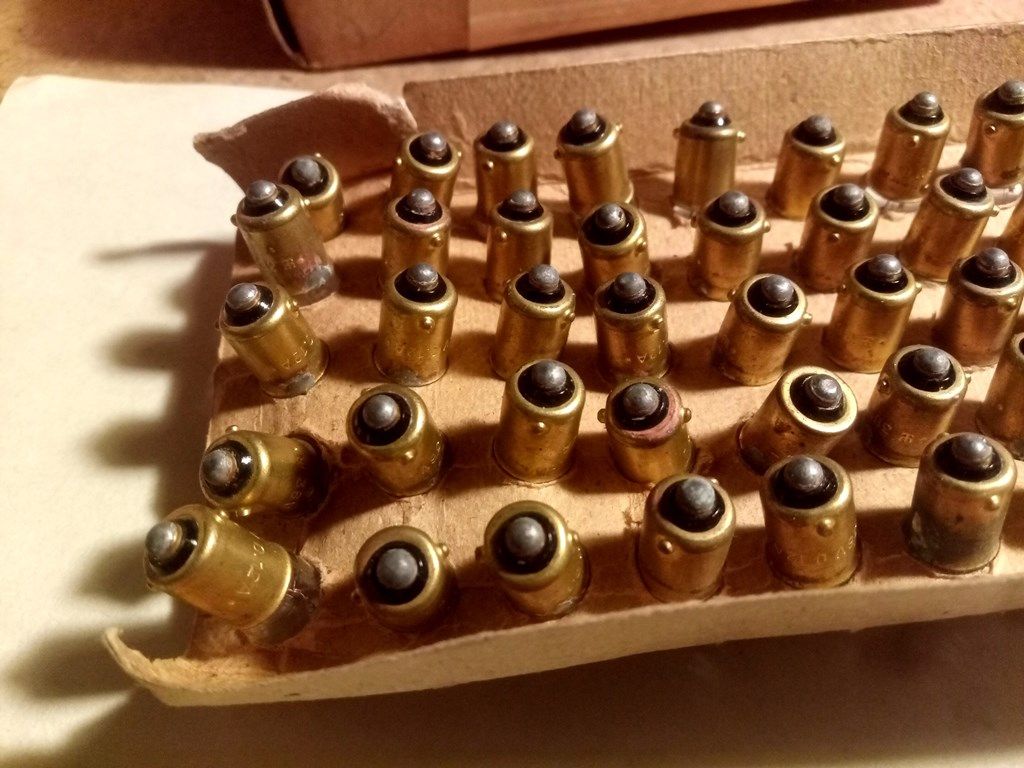 Лампочка   (лампа) 36В 0,12А   (МН-36-0,12) новые - фото фото фото 4