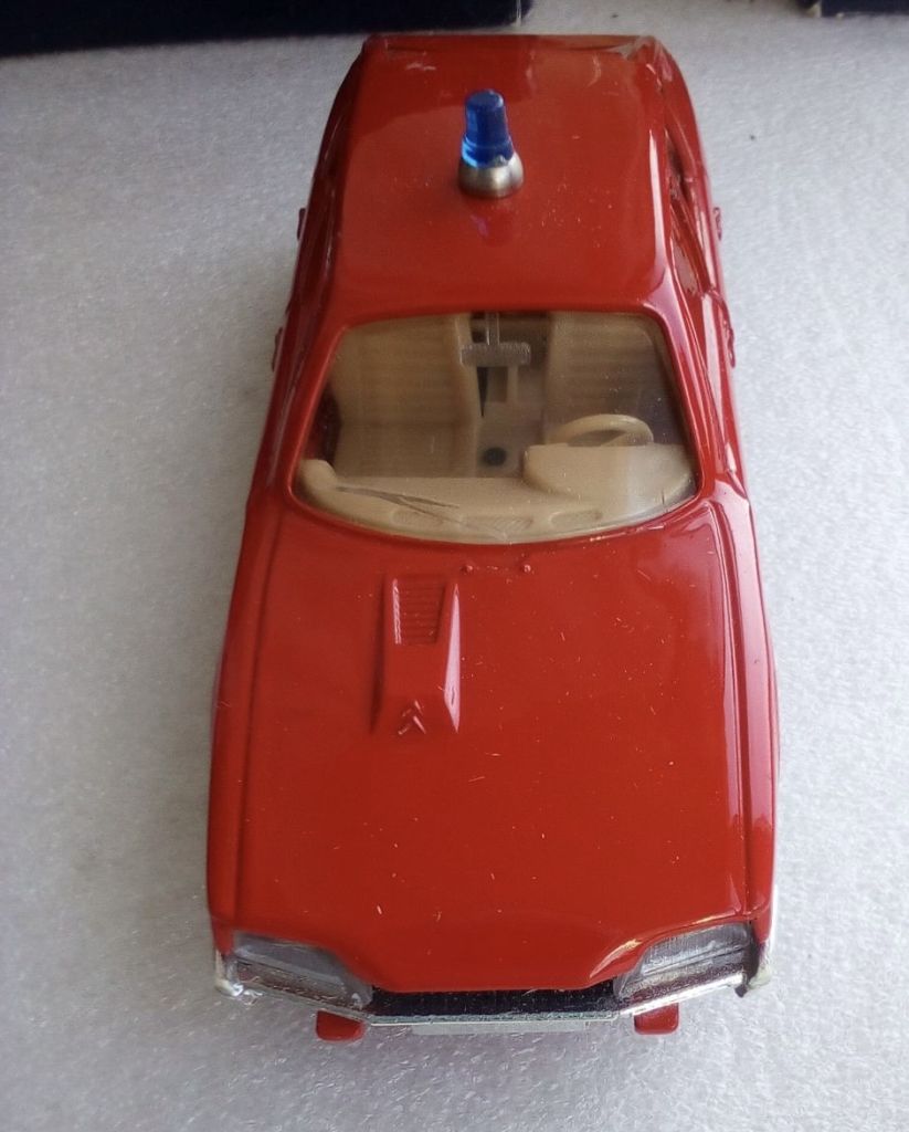 Citroen CX 2400 Centre de Secours by Solido Fire car 1/43 - фото фото фото 3