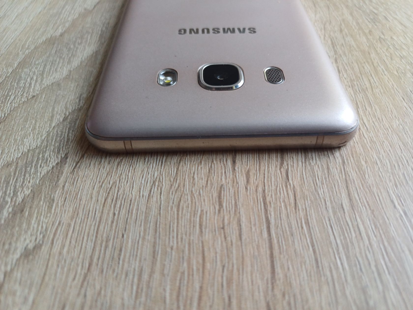 Телефон Samsung Galaxy J5 2016 16GB 2 SIM - фото фото фото 4