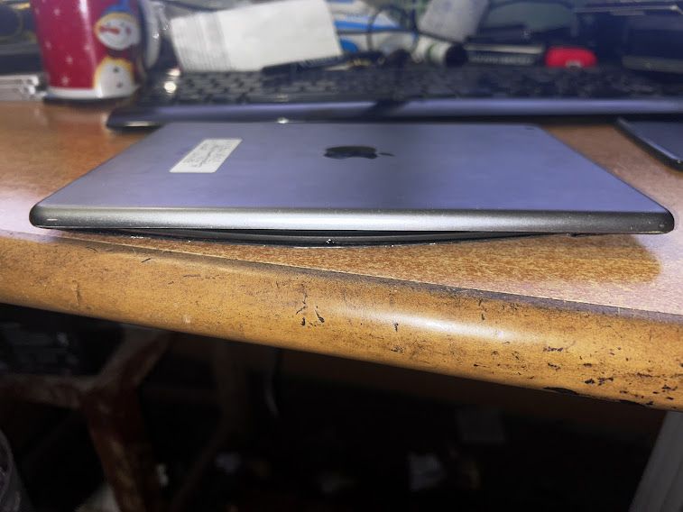 Планшет Apple iPad Air Wi-Fi 16Gb Space Gray № 241902602 - фото фото фото 4