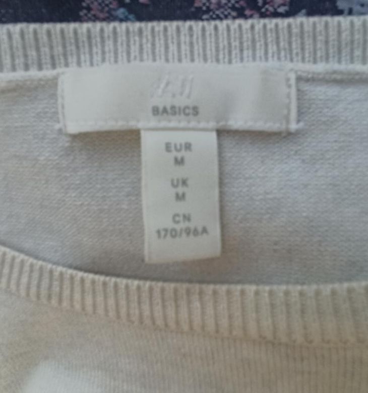 Приємна блуза, віскоза, фірма h&amp;amp;amp;m - фото фото фото 4