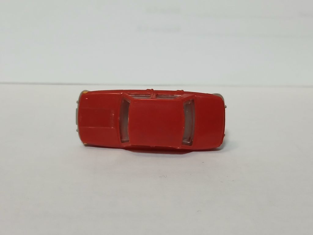 Автомобіль WARTBURG 353. ESPEWE/PERMOT 1:87 H0  (71032). - фото фото фото 3