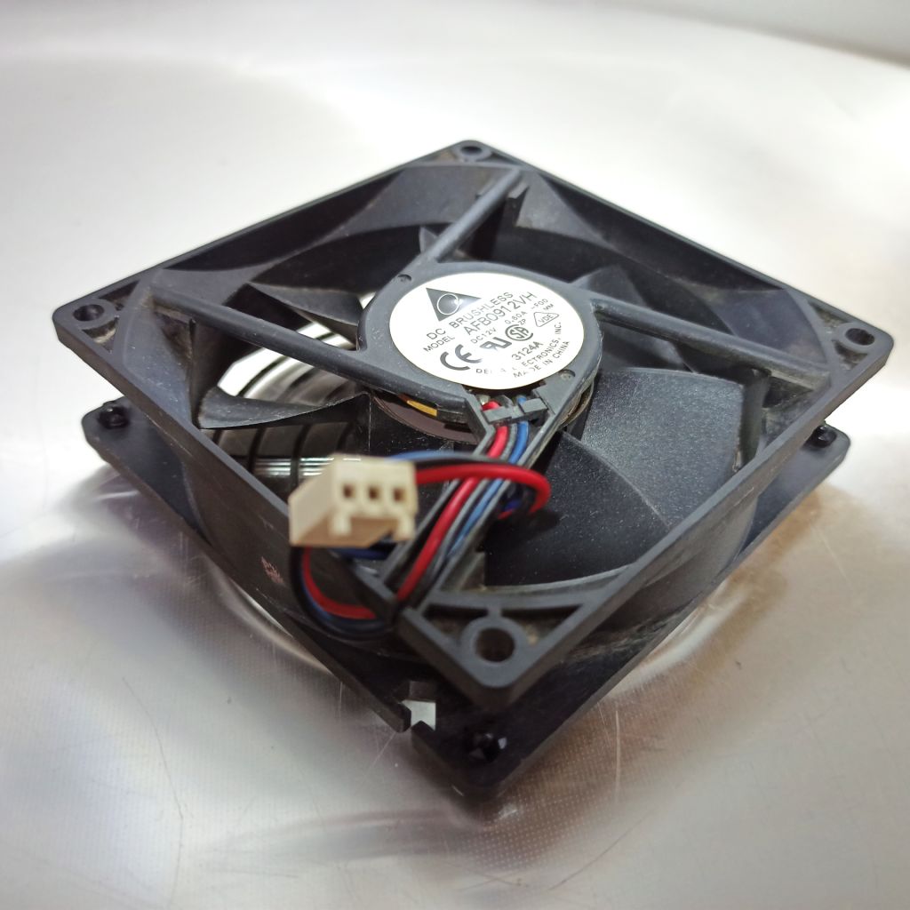 Б/В  Вентилятор 90*90*25  Delta Electronics model: AFB0912VH-F00 12V, 060A  3pin  код. Кул100 - фото фото фото 2
