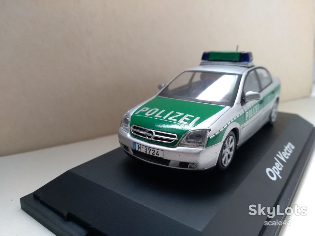 Opel Vectra Polizei.Schuko.1/43 - фото фото фото 2