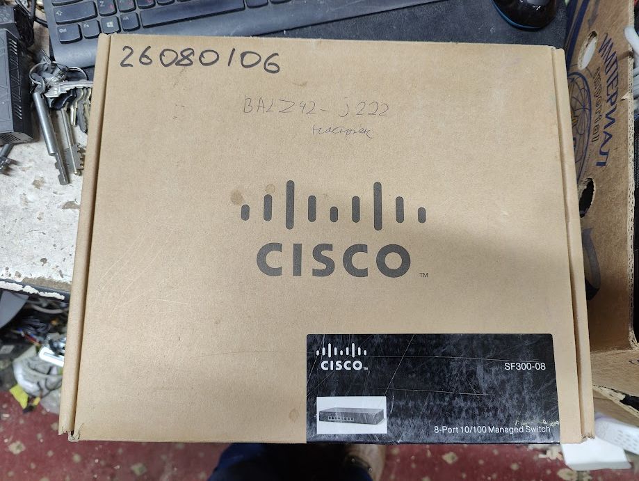 Коммутатор Cisco SB SF300-08 SRW208-K9-G5 № 26080106 - фото фото фото 3