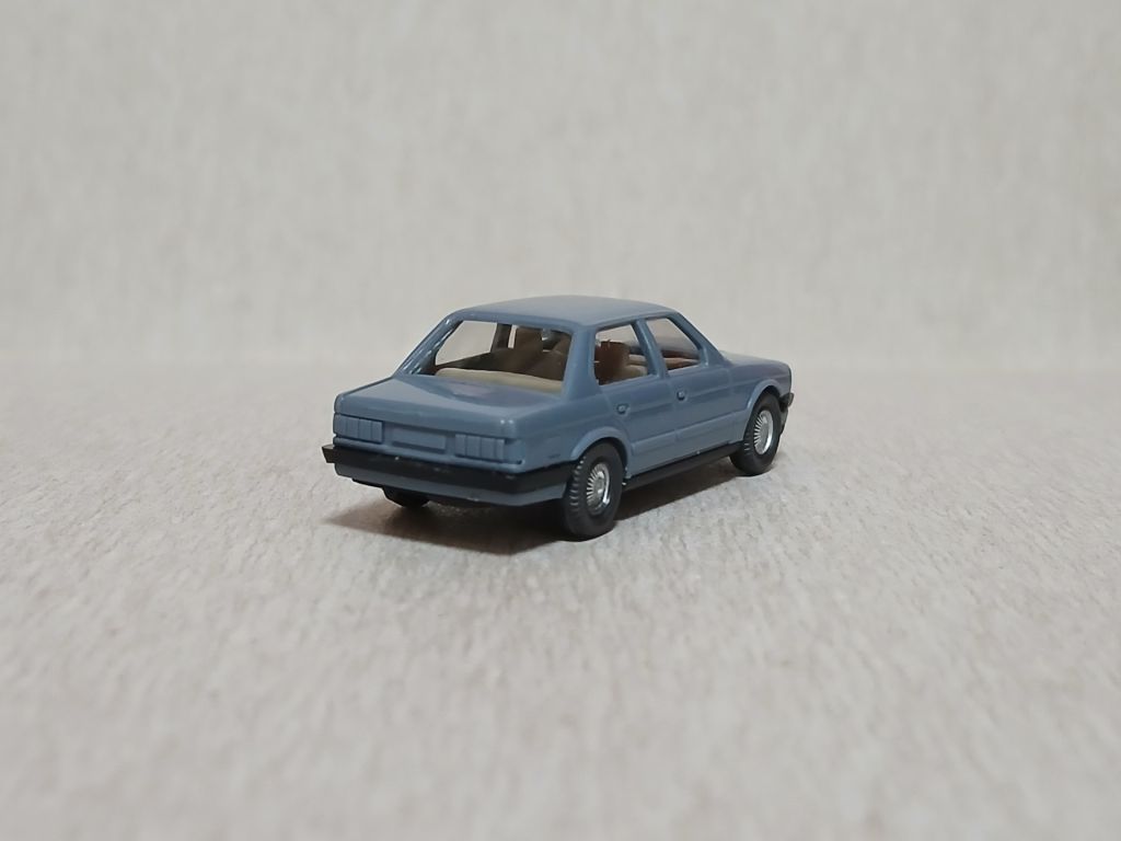 Автомобіль BMW 320 I. WIKING 1:87 H0  (11720.10/3+) . - фото фото фото 1