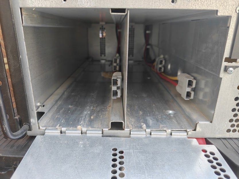 ИБП Бесперебойник UPS 5000 VA / ВА APC Smart-UPS XL SU5000RMXLI5U № 26250503 - фото фото фото 2