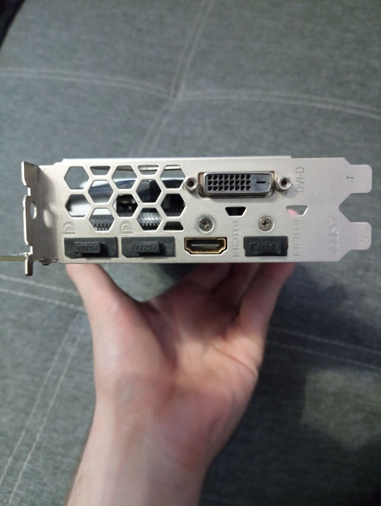 Продам Видеокарту MSI GTX 1070 ARMOR 8GB - фото фото фото 1