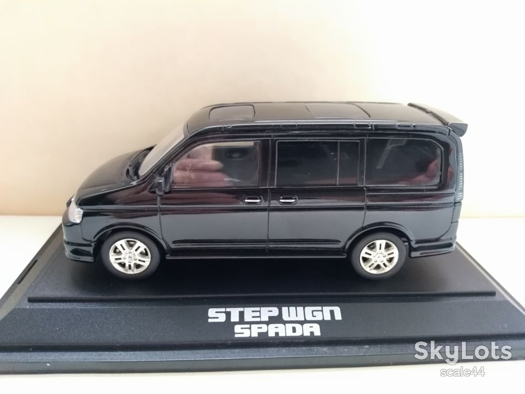 Honda Step Wagon.Ebbro.1/43 - фото фото фото 1