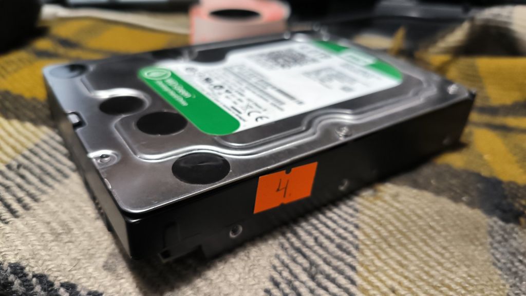 Жорсткий диск HDD Western Digital WD40EZRX 4TB №4 - фото фото фото 2
