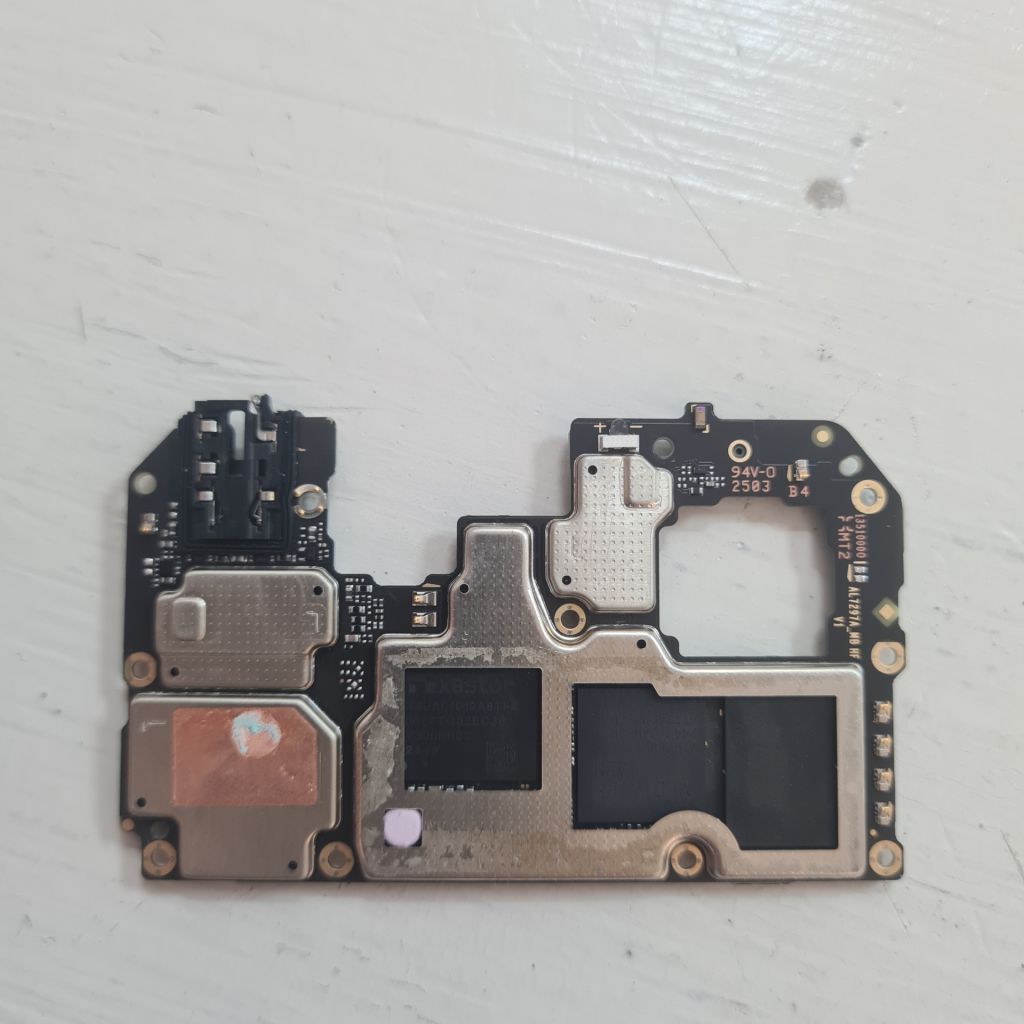 Xiaomi Redmi Note 14 Pro 4G плата не робоча - фото фото фото 0