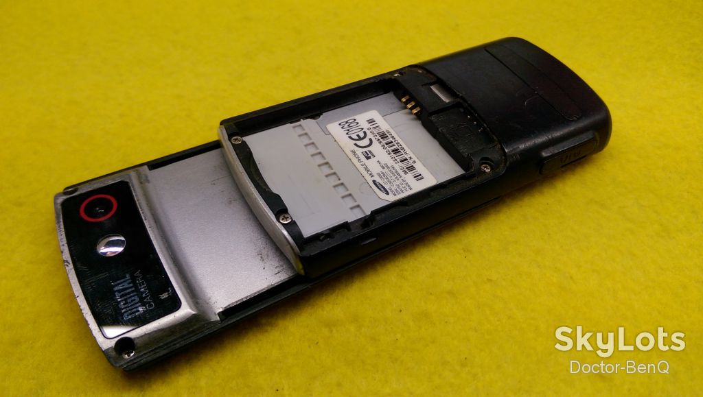 Samsung C3050 не вмикається - фото фото фото 4