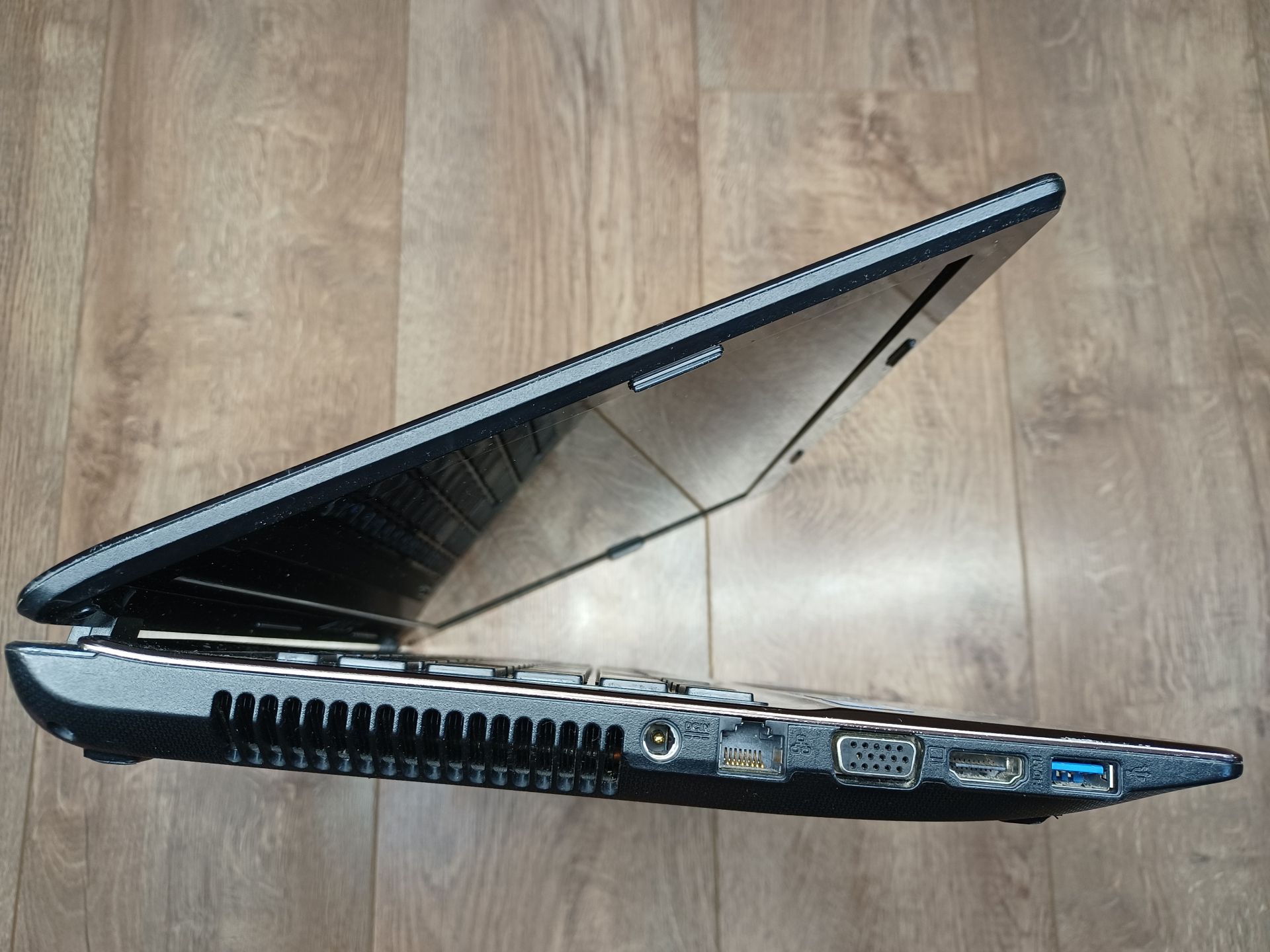 Ноутбук Asus K53s - фото фото фото 5
