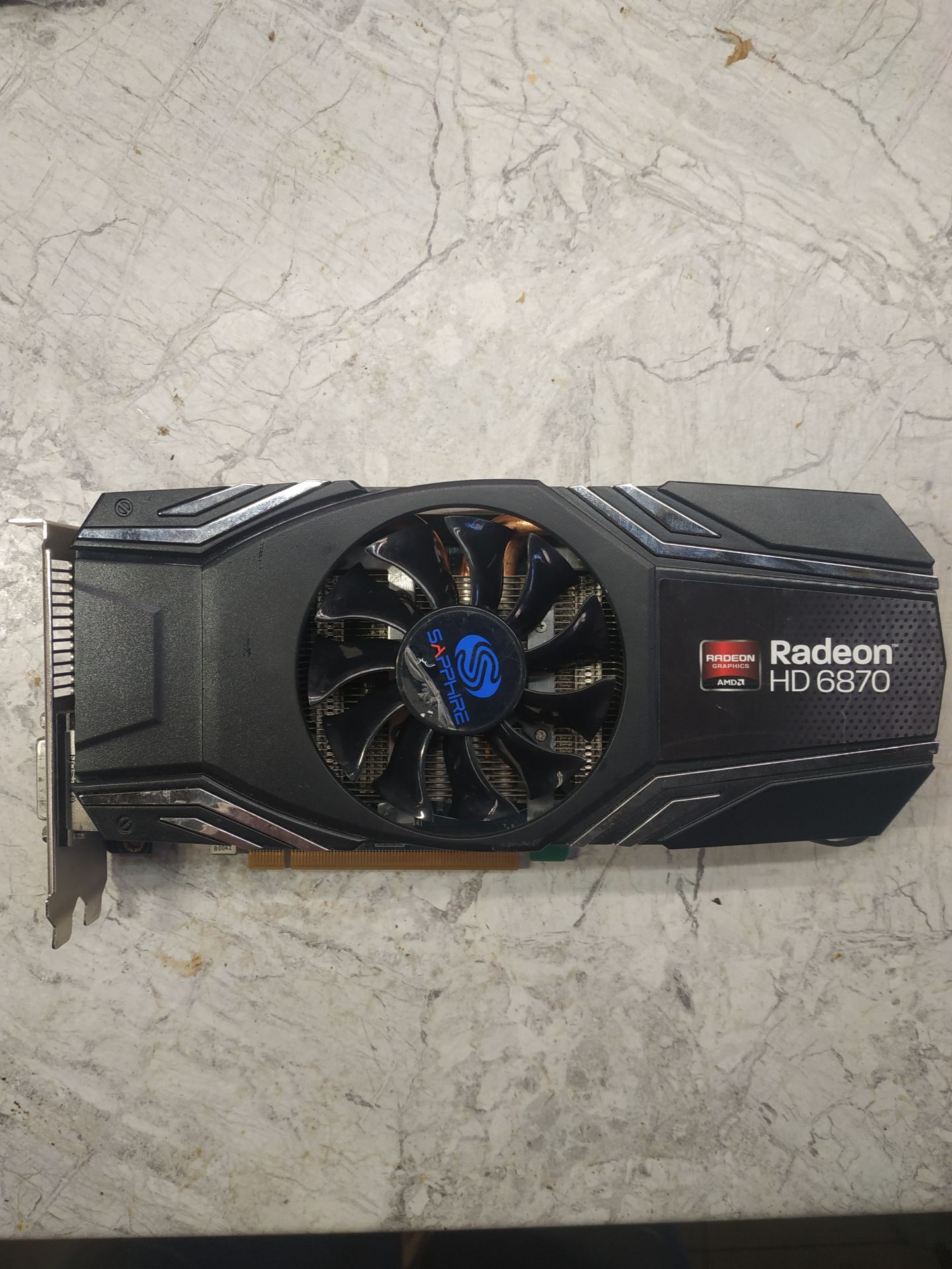 Видеокарта Radeon HD 6870 1Gb DDR5 - фото фото фото 0