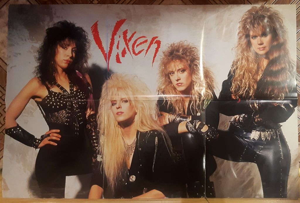 Vixen - Cryin - 1988.  (EP) 12. Vinyl. Пластинка + Poster. England. - фото фото фото 3
