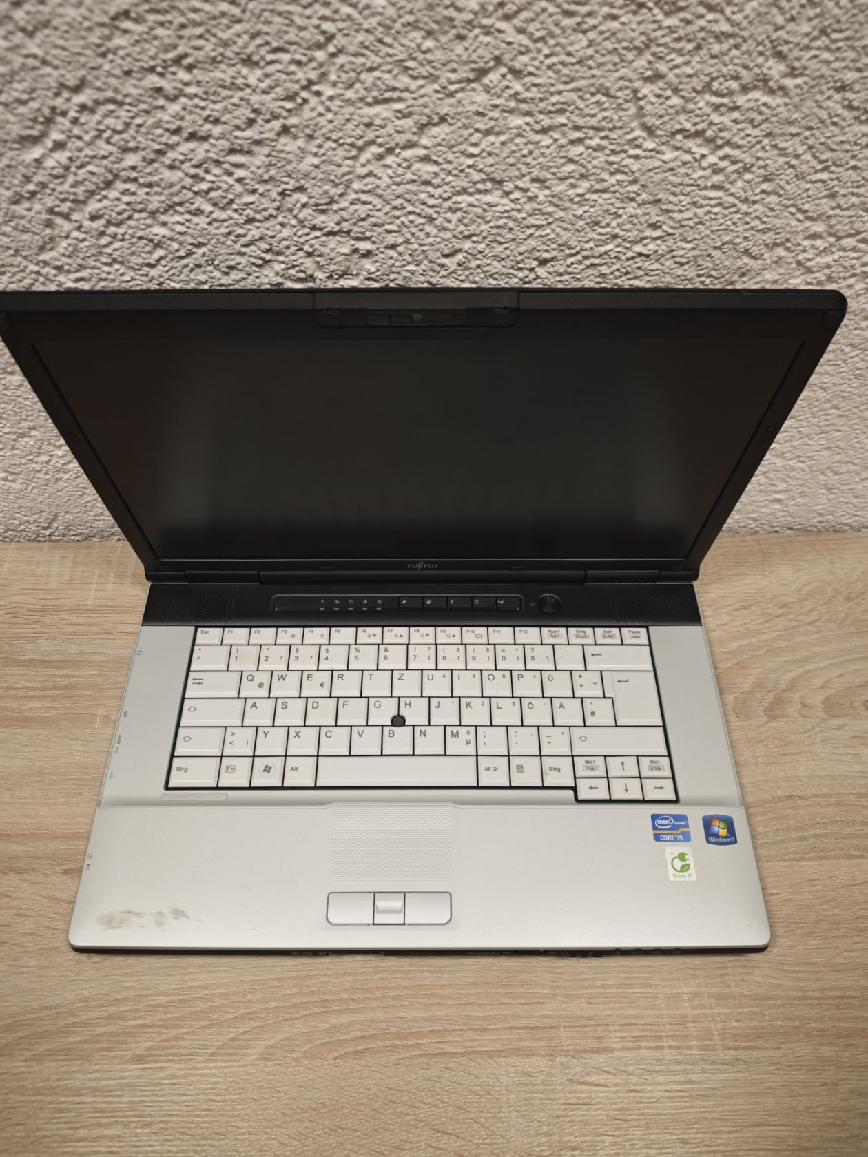 Ноутбук 14" Fujitsu Intel Core i5 2520M/DDR3 4Gb/HDD 640Gb/Intel - фото фото фото 3