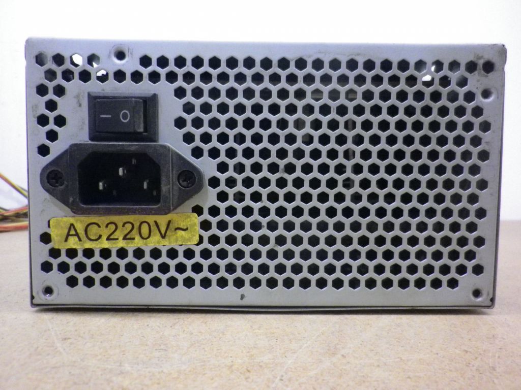 Б/У Блок живлення LogicPower Model ATX-450W 120FAN  код Б90 - фото фото фото 2