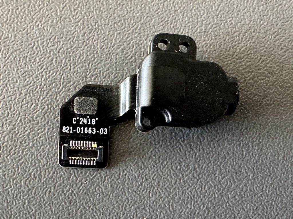 Аудіо розʼєм 821-01663-03 для ноутбука Apple MacBook Pro A1990 Original - фото фото фото 2