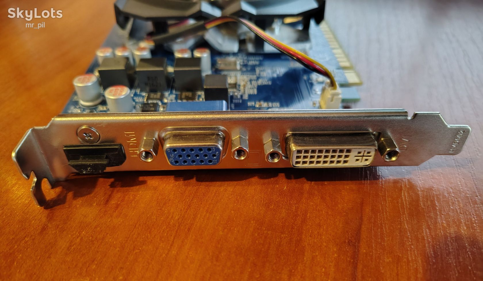 Видеокарта Gigabyte GV-N420-2GI - фото фото фото 1