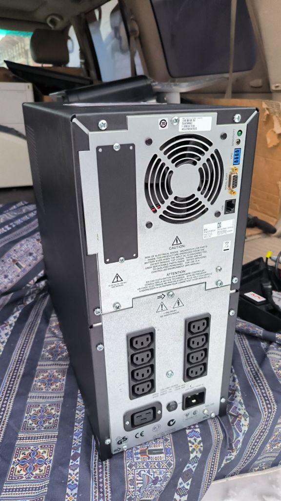 Бесперебійник ДБЖ APC Smart-UPS 3000 SUA3000I - фото фото фото 1