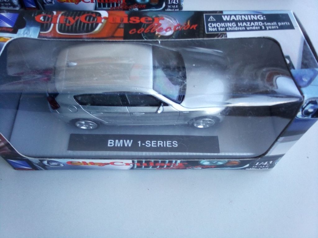 1:43 BMW 1 Series by New Ray - фото фото фото 0