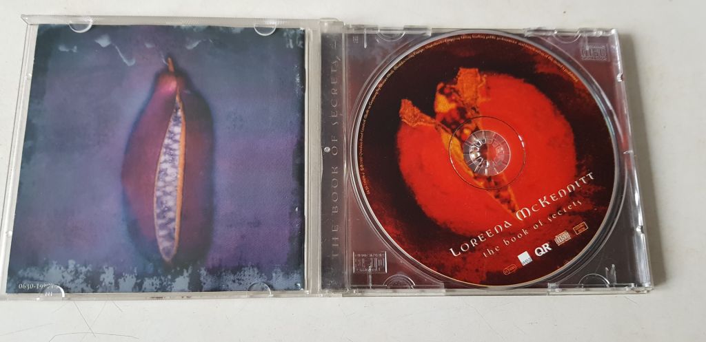 Loreena McKennitt The Book Of Secrets CD фірмовий - фото фото фото 2