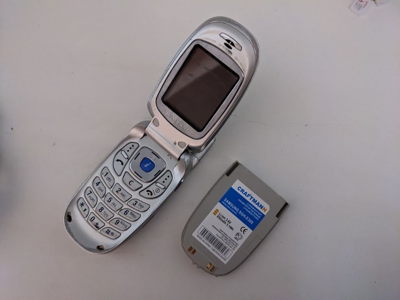 Мобільний телефон Samsung e300 бу - фото фото фото 2