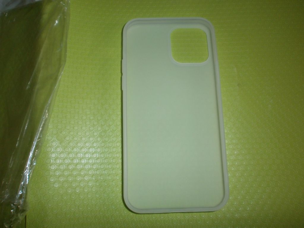 Силиконовый чехол-накладка для iPhone 12 / 12 Pro, белый, новый - фото фото фото 1
