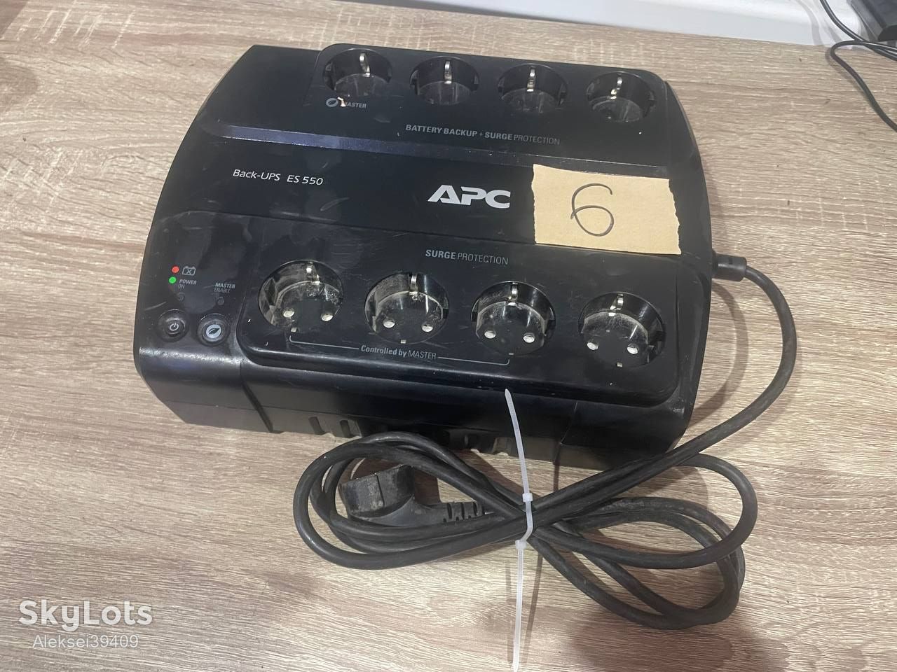 Джерело безперебійного живлення   (ИБП) APC Back-UPS ES 550VA / 330W   (BE550G-RS) - фото фото фото 0