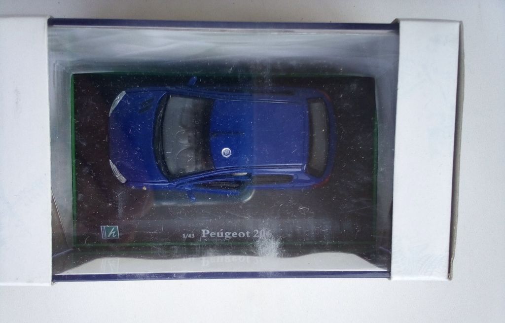 HONGWELL Peugeot 206 в боксі 1:43 Cararama - фото фото фото 2