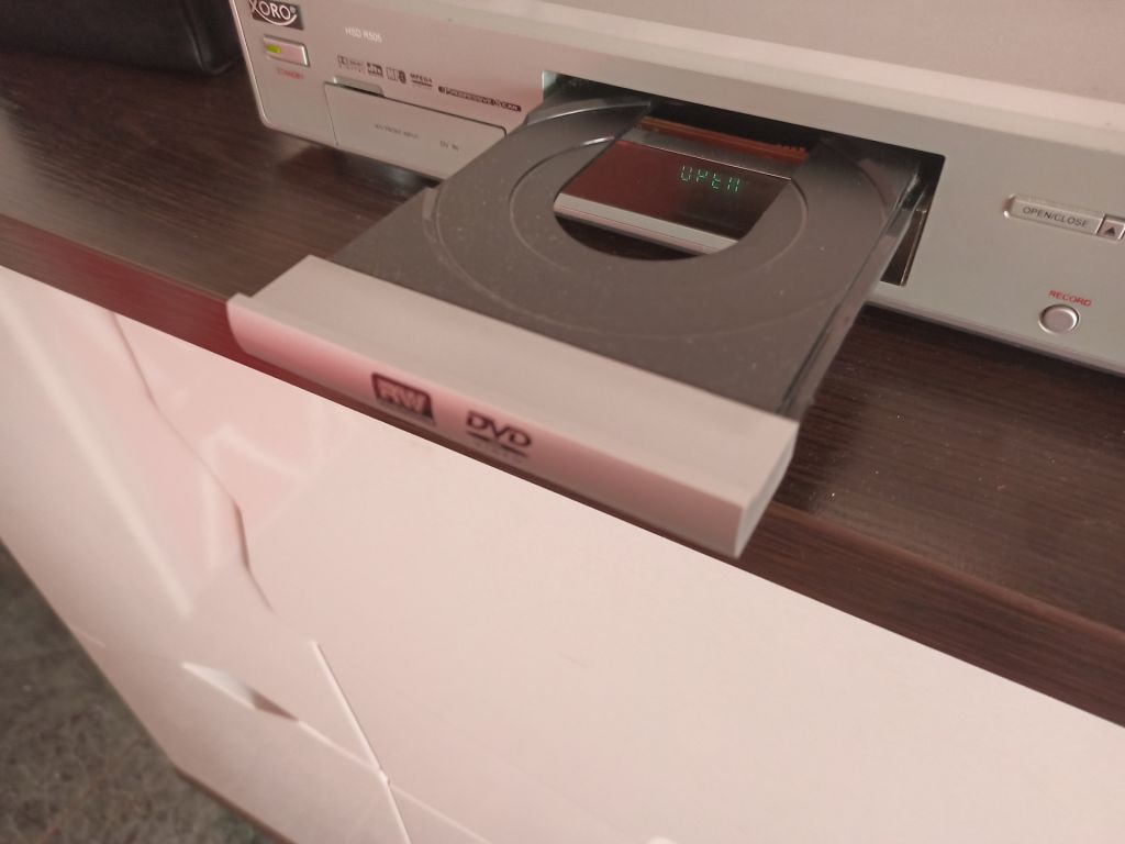 DVD плейер  XORO  HSD R505     ( не полностью  рабочий)  продажа только в Киеве - фото фото фото 2