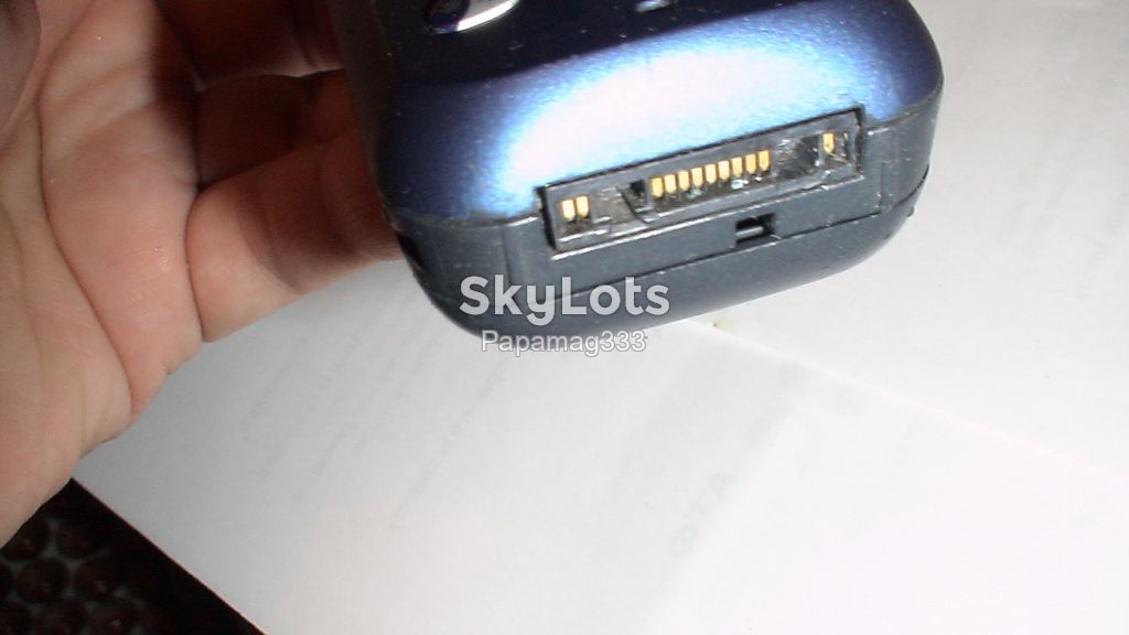 Мобильный телефон Philips D8 в коллекцию - фото фото фото 2