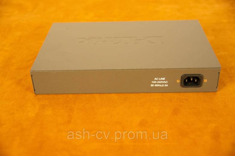 Комутатор D-Link DES-1024D (1) - фото фото фото 4