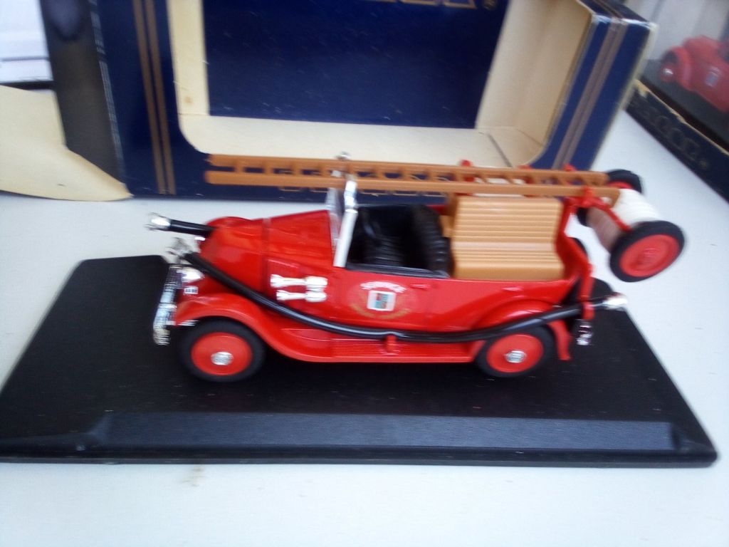 RENAULT KZ 1928 POMPIERS by Eligor 1:43 - фото фото фото 1