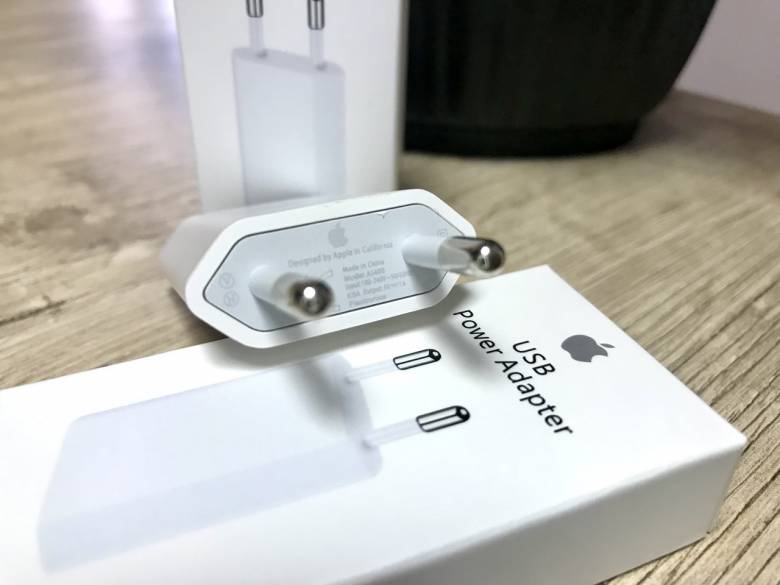 Сетевой адаптер, Блок, Кубик к айфону Apple Power Adapter iPhone 5W, 1A - фото фото фото 1