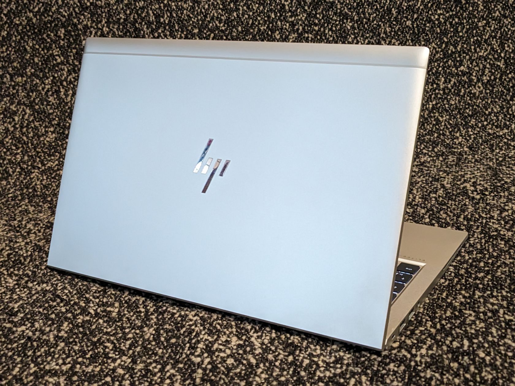 HP EliteBook 840 g8 • Intel®Core™ i7-1165G7|16|512|Intel®Iris Xe Graphics - фото фото фото 6