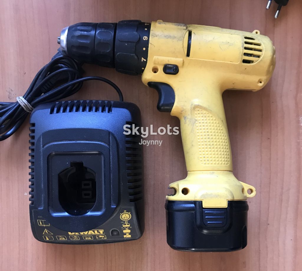 Шуруповерт  DeWalt DW926 виробник Німеччина. - фото фото фото 1