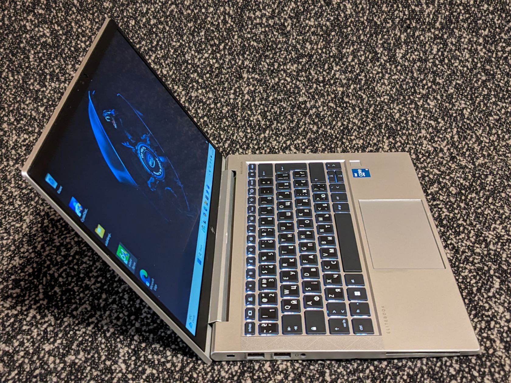 ноутбук HP EliteBook 830 g8 • Intel® i5-1145G7|16|256|FullHD ips|Iris Xe Graphics - фото фото фото 2