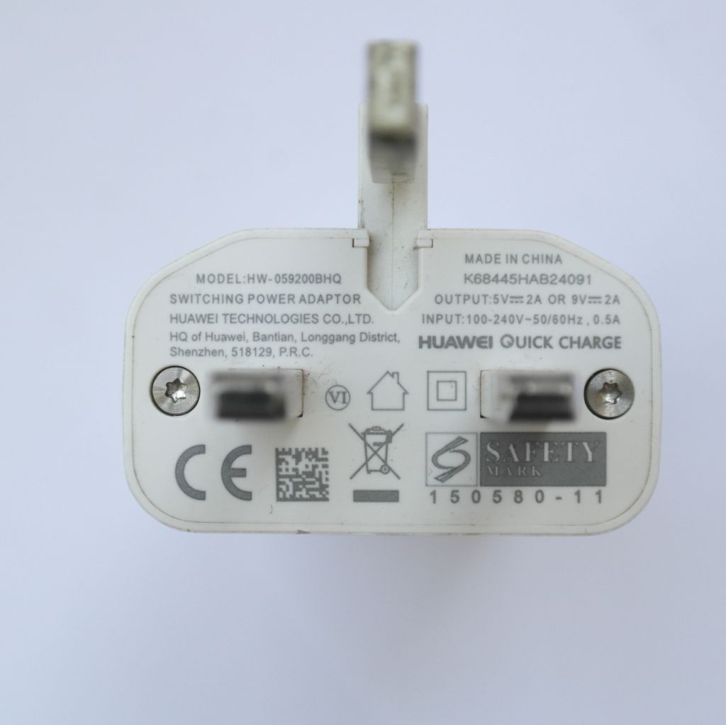 Зарядное устройство Huawei Charger Quick Charge 5V/9V 2.0A HW-059200BHQ - фото фото фото 2
