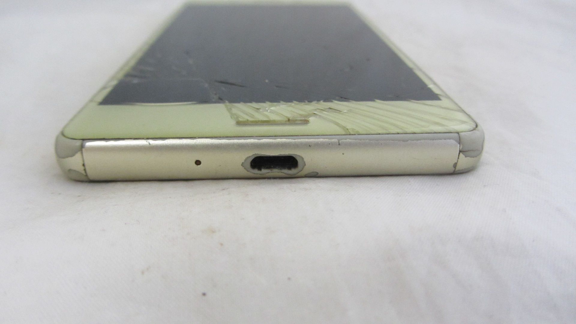  Sony Xperia X Dual   (F5122) Lime Gold - фото фото фото 1