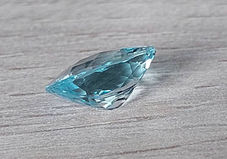 Топаз 4.94 ct 11,7x9,5 мм - фото фото фото 3