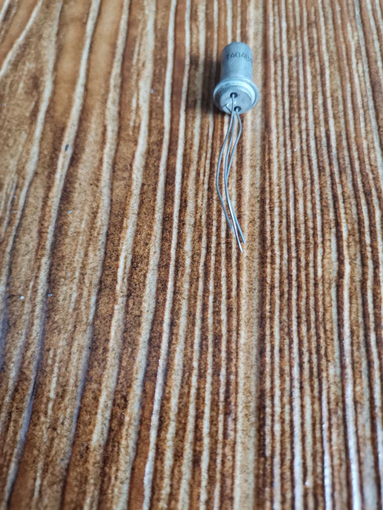 Транзистор ГТ404В - фото фото фото 1