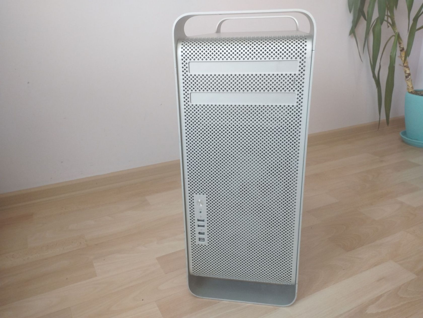 Системний блок Apple mac pro A1186 CPU 2x Intel Xeon 5150 2.66GHz, RAM - фото фото фото 2